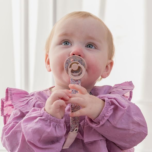 BIBS X LIBERTY KLIP NA DUDLÍK Z BIO BAVLNY - ŠIDÍTKA A DOPLŇKY - KRMENÍ