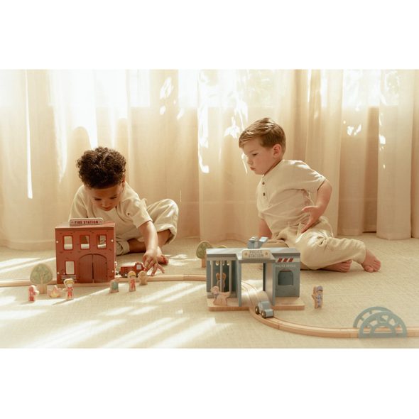 LITTLE DUTCH HASIČSKÁ STANICE DŘEVĚNÁ - LITTLE DUTCH - PRO DĚTI