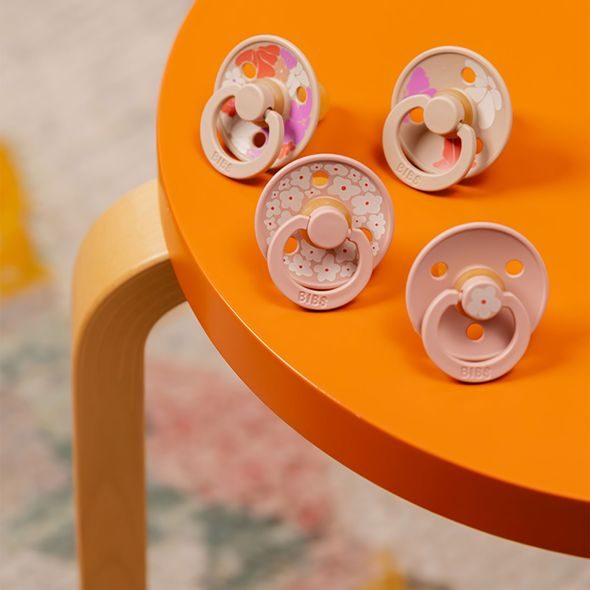 BIBS STUDIO COLOUR JASMINE DUDLÍKY Z PŘÍRODNÍHO KAUČUKU 2KS VEL. 2 - ŠIDÍTKA A DOPLŇKY - KRMENÍ