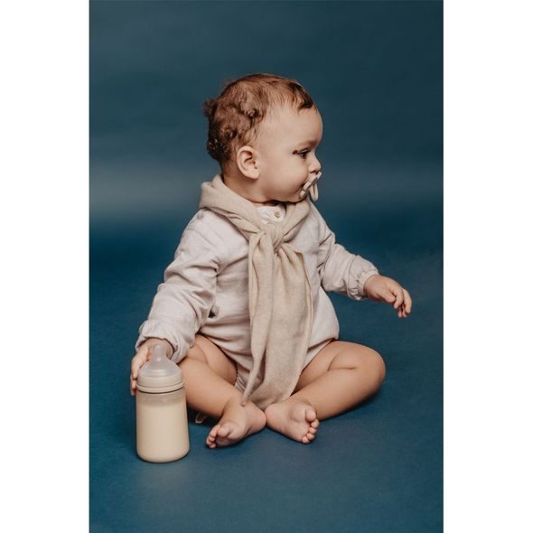 SUAVINEX KOJENECKÁ LÁHEV 240 ML M COLOUR ESSENCE - KOJENECKÉ LAHVE - KRMENÍ