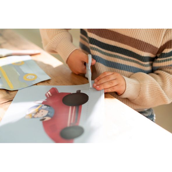 LITTLE DUTCH KNIHA S VYSTŘIHOVACÍMI AUTY JIM - VÝTVARNÉ POMŮCKY A HRAČKY - PRO DĚTI