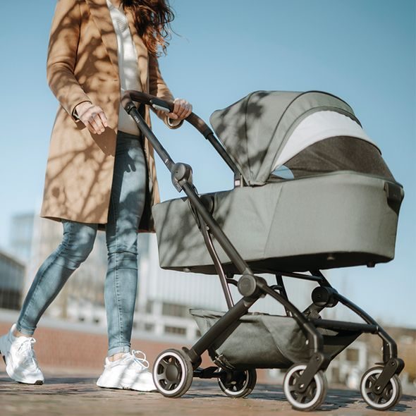 JOOLZ AER HLUBOKÝ DÍL - KORBIČKY - KOČÁRKY A PŘÍSLUŠENSTVÍ