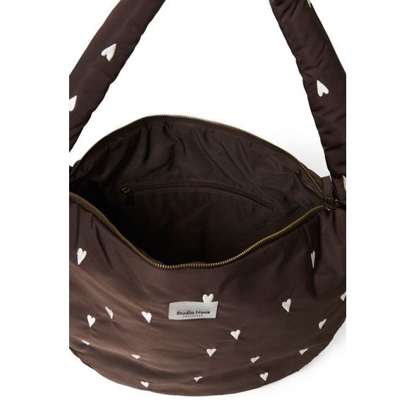 STUDIO NOOS PUFFY CROSS BODY BAG BROWN HEARTS - ORGANIZÉRY A KOŠÍKY - KOČÁRKY A PŘÍSLUŠENSTVÍ