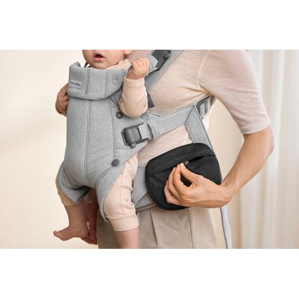 BABYBJORN BABYBJORN PRAKTICKÁ KAPSIČKA NA VĚCI K NOSÍTKU BLACK MESH - DOPLŇKY K NOSÍTKŮM - NOŠENÍ & SPORT