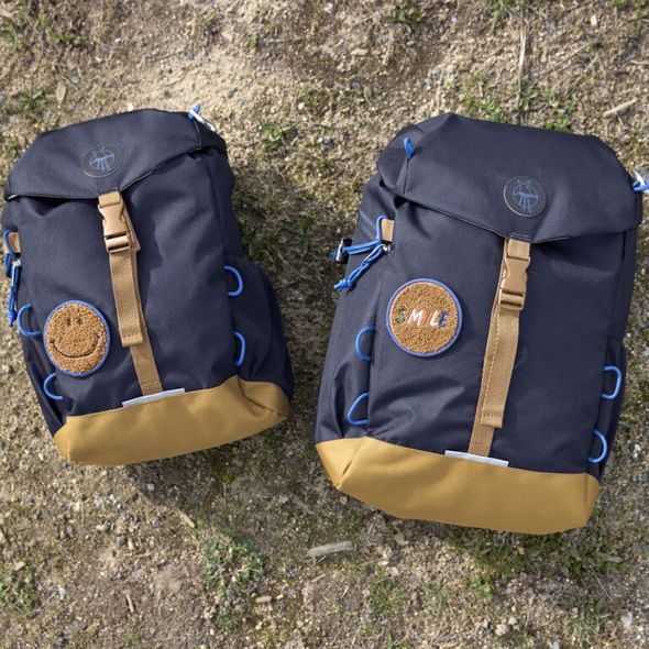LÄSSIG KIDS BIG BACKPACK OUTDOOR LITTLE GANG NAVY - BATOHY A TAŠKY - PRO DĚTI