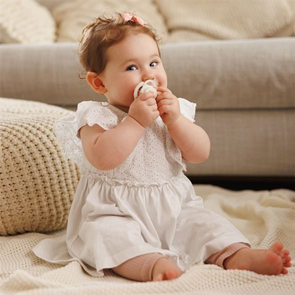 BABYONO DUDLÍKY SILIKONOVÉ SYMETRICKÉ 6-18M, 2 KS - ŠIDÍTKA A DOPLŇKY - KRMENÍ