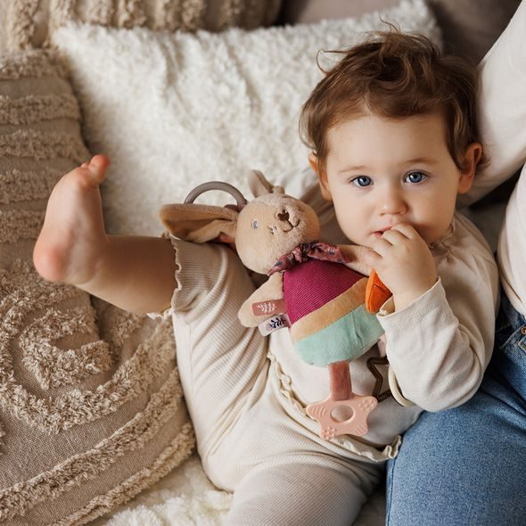 BABYONO HRAČKA ZÁVĚSNÁ S KOUSÁTKEM RABBIT KARO 0M+ - HRAČKY K ZAVĚŠENÍ - PRO DĚTI