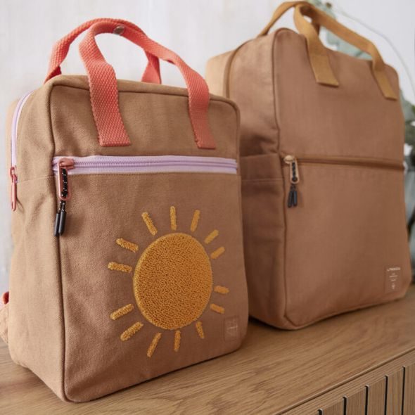 LÄSSIG GREEN LABEL LITTLE ONE & ME SQUARE BACKPACK BIG GOTS CARAMEL - BATOHY A TAŠKY - PRO DĚTI