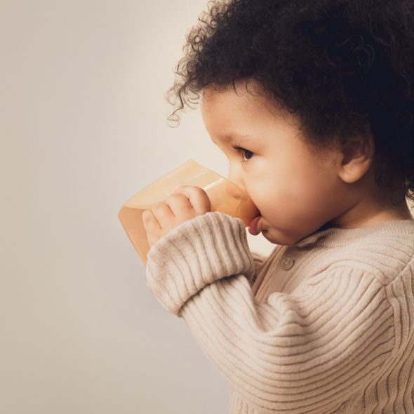 LOVI HRNEČEK TRÉNINKOVÝ GENIUS 150ML NUDE - DĚTSKÉ HRNEČKY - KRMENÍ