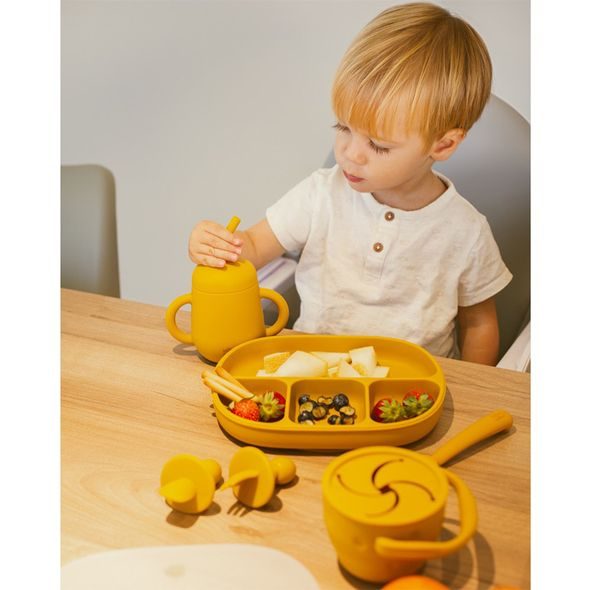 INTERBABY LAHVIČKA S BRČKEM SILIKONOVÁ - OKROVÁ - DĚTSKÉ HRNEČKY - KRMENÍ