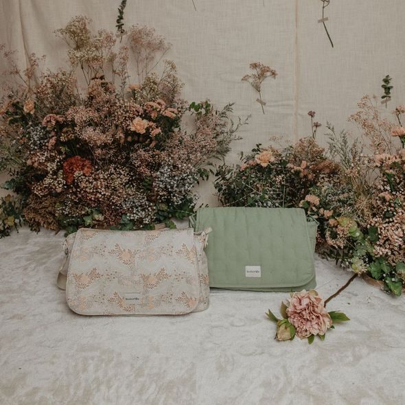 SUAVINEX SUAVINEX POETRY PŘEBALOVACÍ TAŠKA PŘES RAMENO - ZELENÁ - PŘEBALOVACÍ TAŠKY - KOČÁRKY A PŘÍSLUŠENSTVÍ