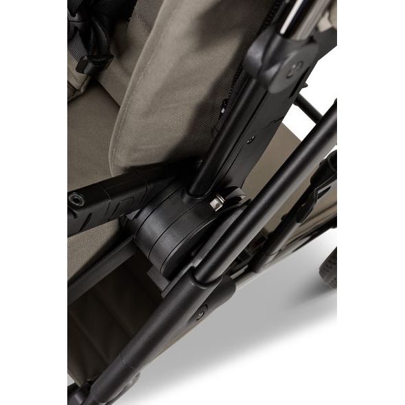 MOON PIÚ BLACK CHROME / MUD 2024 - DVOJKOMBINACE - KOČÁRKY A PŘÍSLUŠENSTVÍ