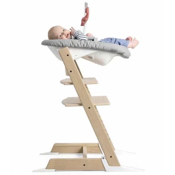 STOKKE® TRIPP TRAPP® NEWBORN SET DRŽÁK NA HRAČKU - DOPLŇKY K ŽIDLIČKÁM - KRMENÍ