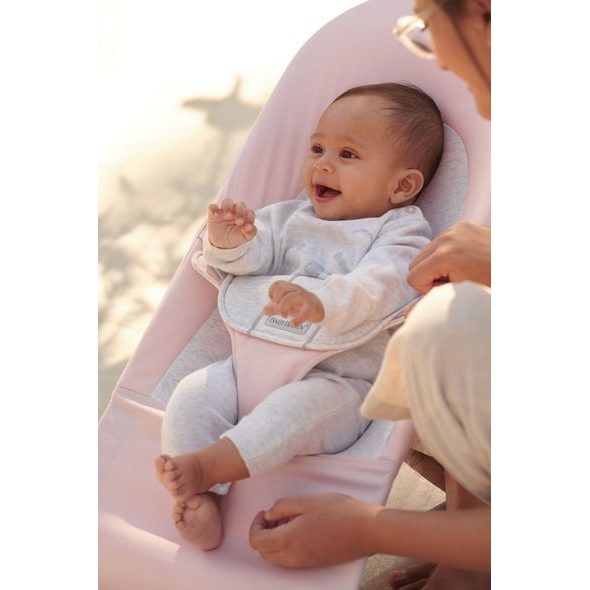 BABYBJORN BABYBJORN LEHÁTKO BALANCE SOFT LIGHT PINK GREY WOVEN JERSEY - LEHÁTKA A HOUPADLA - SPINKÁNÍ