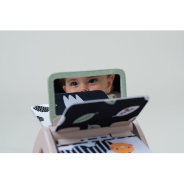 TAF TOYS OTOČNÁ KNÍŽKA BLACK & WHITE - HRA NA BŘÍŠKU - PRO DĚTI