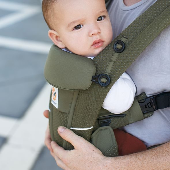 ERGOBABY OMNI BREEZE OLIVE GREEN - ERGONOMICKÁ NOSÍTKA - NOŠENÍ & SPORT
