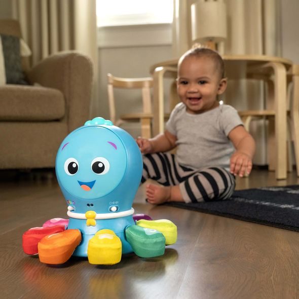 BABY EINSTEIN HRAČKA AKTIVNÍ GO OPUS GO™ 4V1 3M+ - AKTIVNÍ HRAČKY - PRO DĚTI