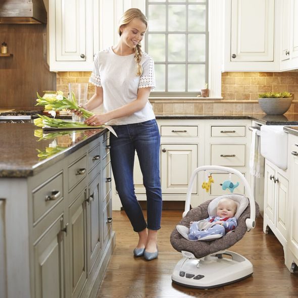 GRACO MOVE WITH ME STARGAZER - LEHÁTKA A HOUPADLA - SPINKÁNÍ