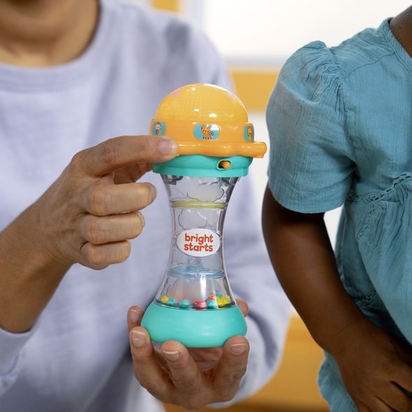 BRIGHT STARTS HRAČKA HUDEBNÍ CHRASTÍTKO SLUNÍČKO JUST FOR SUN™ 6M+ - CHRASTÍTKA - PRO DĚTI