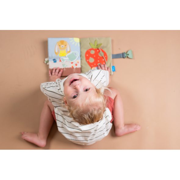 TAF TOYS KNÍŽKA S AKTIVITAMI MY 1ST BUSY BOOK - KNÍŽKY PRO NEJMENŠÍ - PRO DĚTI