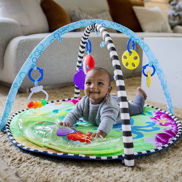 BABY EINSTEIN DEKA NA HRANÍ 2V1 S VODNÍ PODLOŽKOU SEA FLOOR EXPLORERS™ 0M+ - HRACÍ DEKY - PRO DĚTI