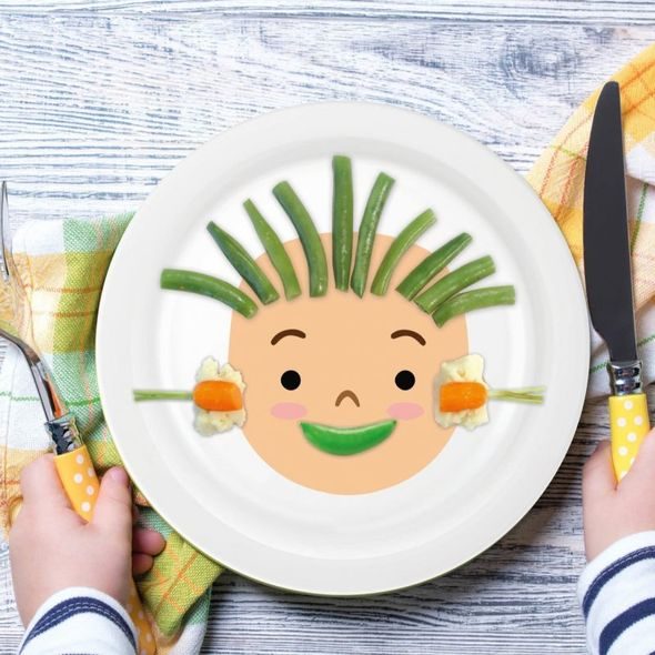 DOOKY TALÍŘ HAPPY PLATE - MISKY, TALÍŘKY A PODLOŽKY - KRMENÍ