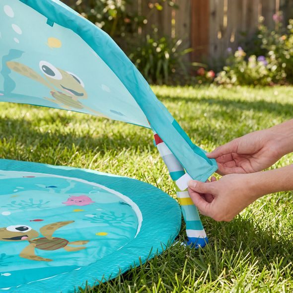 BRIGHT STARTS DEKA HRACÍ PRO ROZVOJ MOTORIKY A SMYSLŮ FINDING NEMO POP 'N WIGGLE™, 0M+ - HRACÍ DEKY - PRO DĚTI