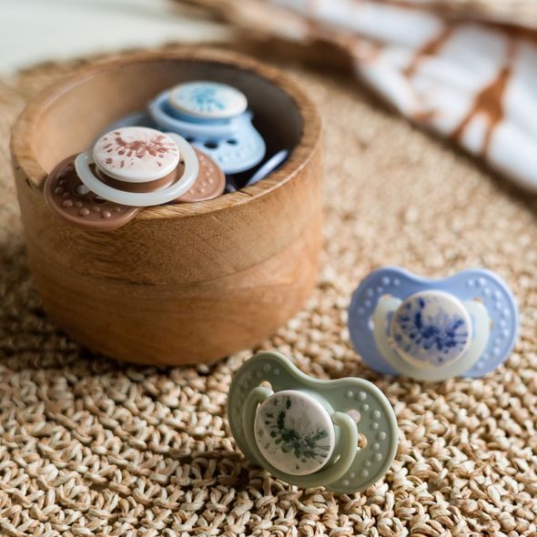 LOVI DUDLÍK SILIKONOVÝ DYNAMICKÝ TIE DYE 0-3M 2KS HOLKA - ŠIDÍTKA A DOPLŇKY - KRMENÍ