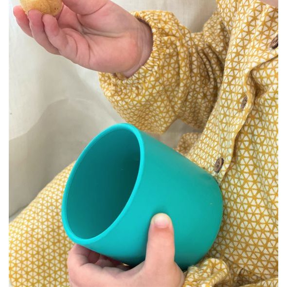 MINIKOIOI HRNEK SILIKONOVÝ MINI - ROSE - DĚTSKÉ HRNEČKY - KRMENÍ