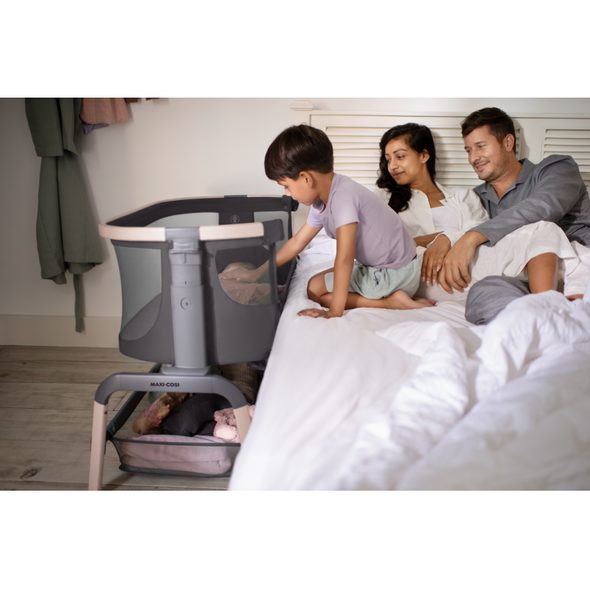 MAXI-COSI IORA AIR BEYOND GREY 2026 - K RODIČOVSKÉ POSTELI - SPINKÁNÍ