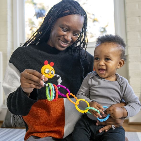 BABY EINSTEIN HRAČKA SENZORICKÁ CAL'S CONNECTORS™ 0M+ - SENZORICKÉ HRAČKY - PRO DĚTI