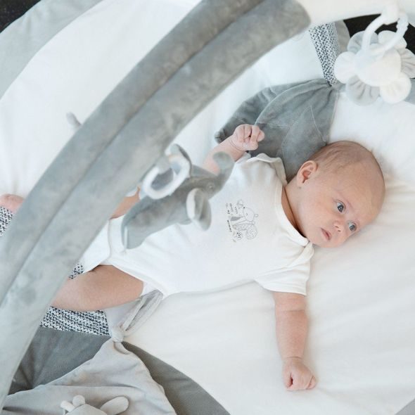 BO JUNGLE HRACÍ DEKA S HRAZDIČKOU B-PLAY GYM APPLE GREY - HRACÍ DEKY - PRO DĚTI