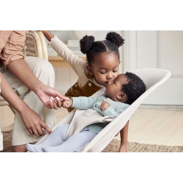 BABYBJÖRN LEHÁTKO BLISS LIGHT BEIGE 3D JERSEY - LEHÁTKA A HOUPADLA - SPINKÁNÍ