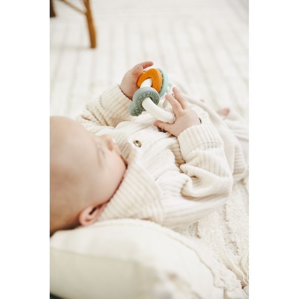 VULLI KOUSÁTKO S BAREVNÝMI KLÍČKY, 100% PŘÍRODNÍ KAUČUK - CHRASTÍTKA - PRO DĚTI