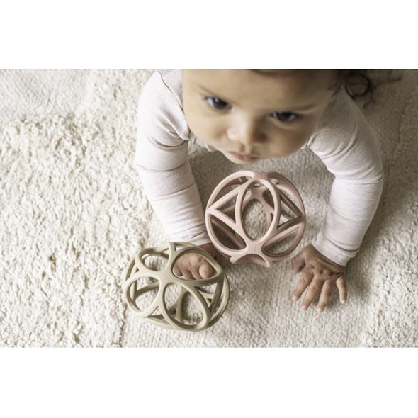 LITTLE DUTCH SENZORICKÝ MÍČEK PINK - SENZORICKÉ HRAČKY - PRO DĚTI