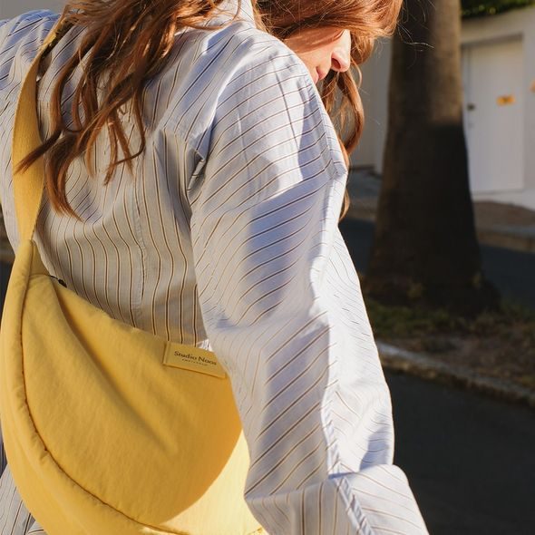 STUDIO NOOS PUFFY FANNY PACK KABELKA TEXTURED BUTTER YELLOW - DOPLŇKY - PRO MAMINKY