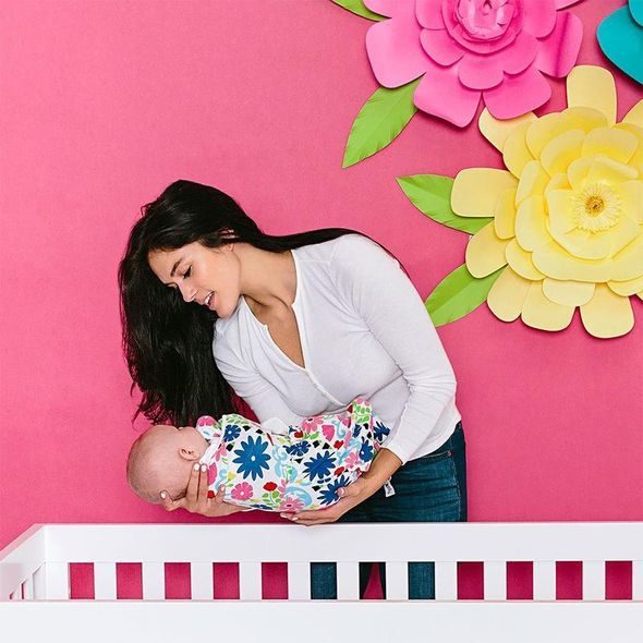 ERGOBABY ZAVINOVAČKA ORIGINAL TOG 0.5 - FRENCH BULL FLORES - ZAVINOVAČKY - SPINKÁNÍ