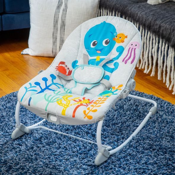 BABY EINSTEIN LEHÁTKO HUDEBNÍ VIBRAČNÍ KICK TO IT OPUS DO 18KG - LEHÁTKA A HOUPADLA - SPINKÁNÍ