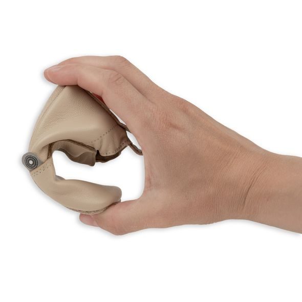 LODGER KOŽENÉ CAPÁČKY BEIGE 12 - 15 MĚSÍCŮ - KOJENECKÉ CAPÁČKY - PRO DĚTI