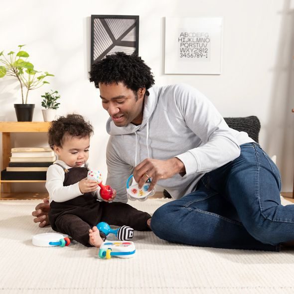 BABY EINSTEIN HRAČKA HUDEBNÍ BUBEN TINY TEMPO™ 3M+ - MOTORICKÉ A HUDEBNÍ - PRO DĚTI