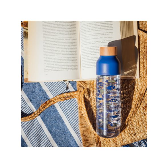 QUOKKA PLASTOVÁ LÁHEV ICE SEA FISH 840 ML - SPORTOVNÍ LAHVE - KRMENÍ