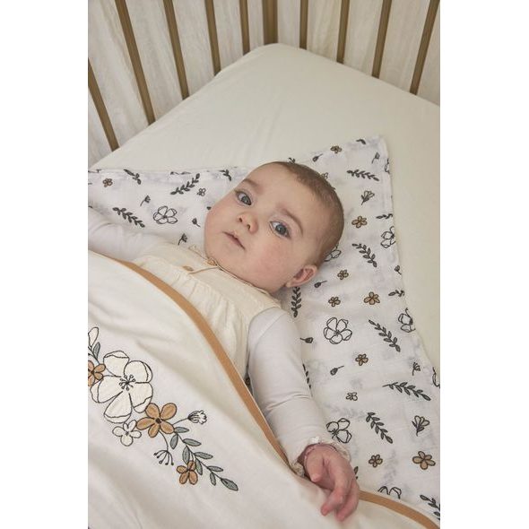 MEYCO PLENKY 3-BALENÍ FLORAL GOTS - LÁTKOVÉ PLENY SKLÁDANÉ - PŘEBALOVÁNÍ