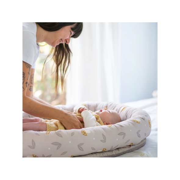 TAF TOYS HNÍZDO PRO MIMINKO S HRAZDOU LITTLE EXPLORER - HNÍZDEČKA - SPINKÁNÍ