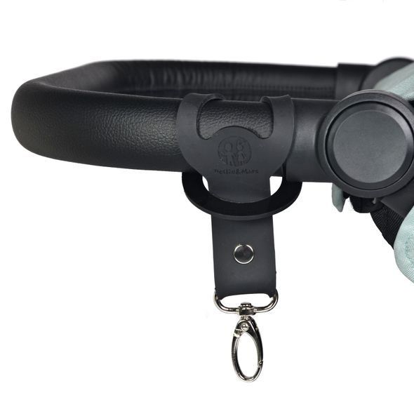 PETITE&MARS STREET+ POUZE STŘÍŠKA + POLSTROVÁNÍ IRON GREEN (!!POZOR BEZ PODVOZKU!!) - BAREVNÉ SETY K PODVOZKU - KOČÁRKY A PŘÍSLUŠENSTVÍ