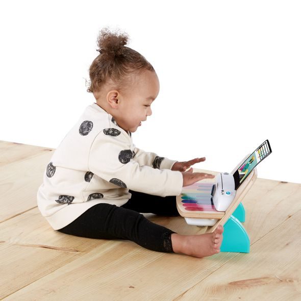 BABY EINSTEIN HRAČKA DŘEVĚNÁ HUDEBNÍ KLAVÍR MAGIC TOUCH HAPE 12M+ - HUDEBNÍ - PRO DĚTI