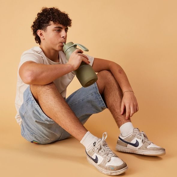 B.BOX SILIKONOVÝ CHRÁNIČ PRO TERMOLÁHEV 1L - OLIVE - TERMOOBALY A TERMOSKY - KRMENÍ