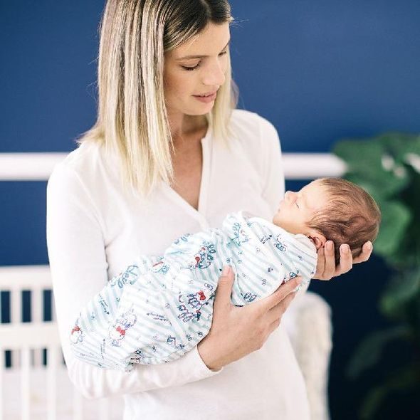 ERGOBABY ADAPT HELLO KITTY - ERGONOMICKÁ NOSÍTKA - NOŠENÍ & SPORT