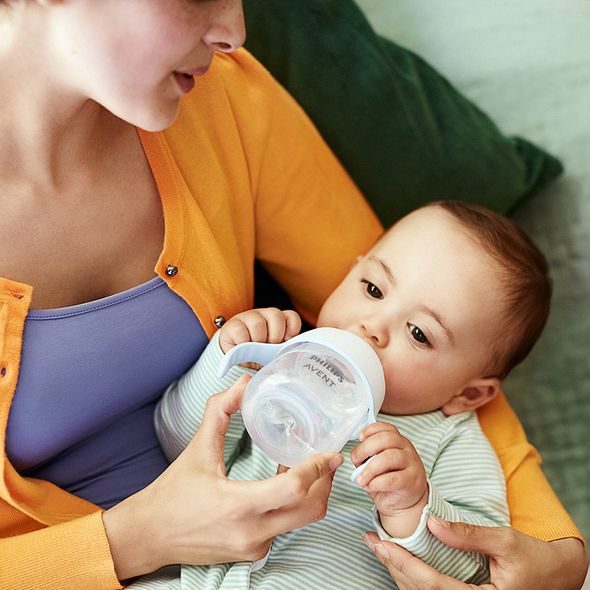PHILIPS AVENT LAHVIČKA NA UČENÍ NATURAL RESPONSE 150 ML, 6M+ - KOJENECKÉ LAHVE - KRMENÍ