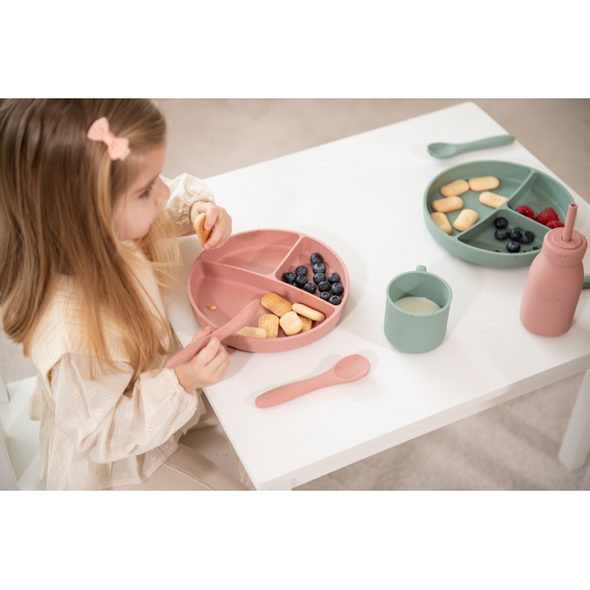 KIKKABOO TALÍŘ DĚLENÝ S PŘÍSAVKOU PLATINUM SILICONE SAGE - MISKY, TALÍŘKY A PODLOŽKY - KRMENÍ