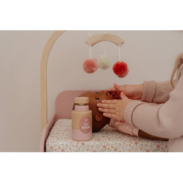 LITTLE DUTCH PŘEBALOVACÍ PULT PRO PANENKY DŘEVĚNÝ SOFT FLOWERS - LITTLE DUTCH - PRO DĚTI